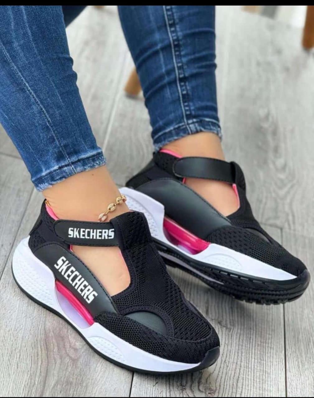 MAFALDA SKECHERS