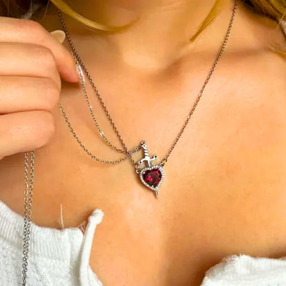 Collar Corazón y Espada Dúo Pareja