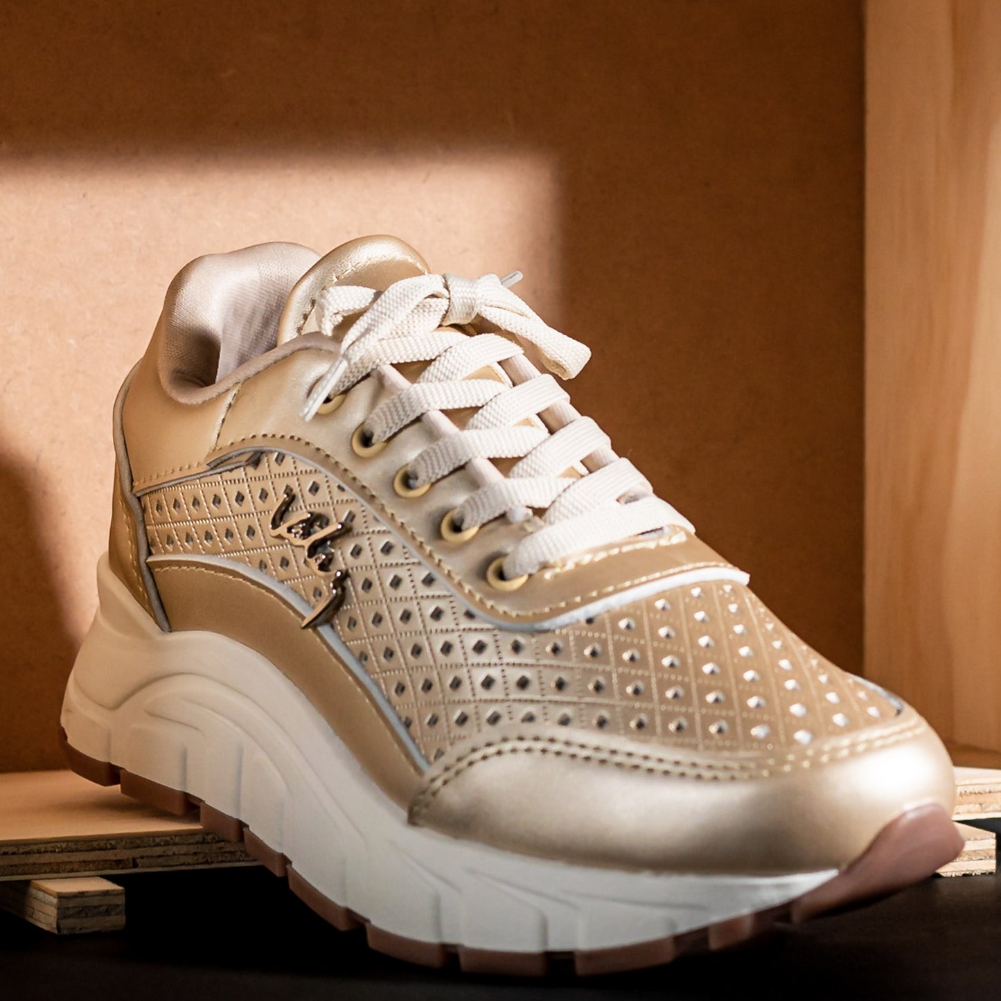 TENIS VELEZ COMFORT