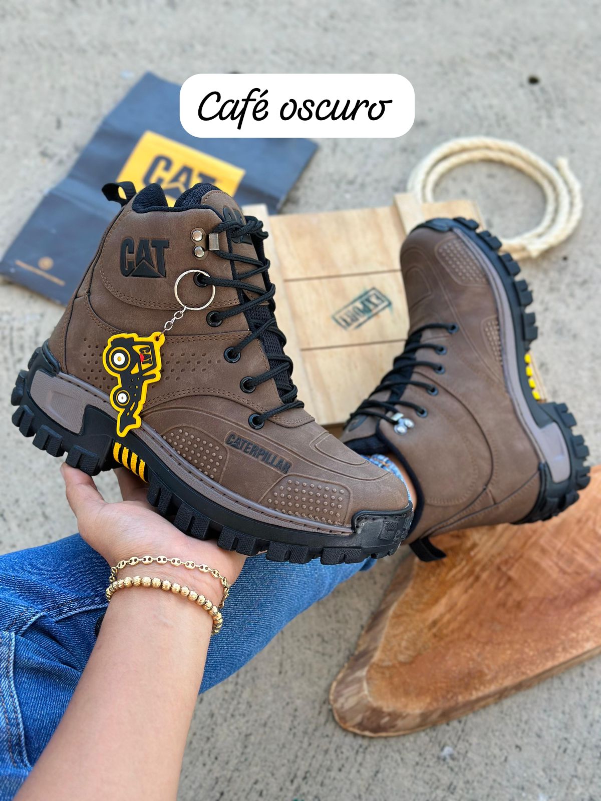 CAT FORGE TITAN EXTREM