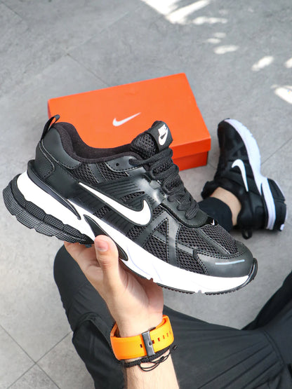 ⚡ La Esencia del Estilo Urbano Tennis V2k Y5