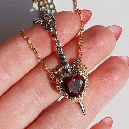 Collar Corazón y Espada Dúo Pareja